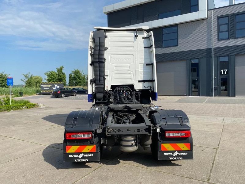 Volvo FH 13.500 Globetrotter XL / I-parkCool / 2x Tank - Sadulveok: pilt 5 Volvo FH 13.500 Globetrotter XL / I-parkCool / 2x Tank - Sadulveok: pilt 5
