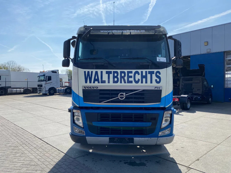 Volvo FH 460 / Euro 5 / 2x Tank / Automatic - Sadulveok: pilt 2 Volvo FH 460 / Euro 5 / 2x Tank / Automatic - Sadulveok: pilt 2