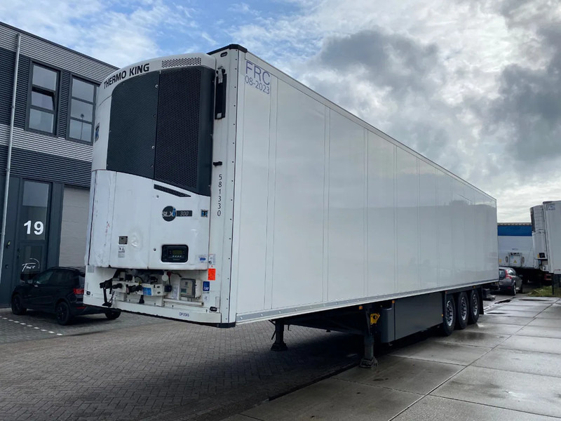 Schmitz Cargobull SCB*3SB Frigo/ Thermo King SLXi 300 / Laadklep / 3415 hours! - Külmutiga poolhaagis: pilt 4 Schmitz Cargobull SCB*3SB Frigo/ Thermo King SLXi 300 / Laadklep / 3415 hours! - Külmutiga poolhaagis: pilt 4