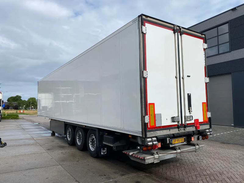 Schmitz Cargobull SCB*3SB Frigo/ Thermo King SLXi 300 / Laadklep / 3415 hours! - Külmutiga poolhaagis: pilt 3 Schmitz Cargobull SCB*3SB Frigo/ Thermo King SLXi 300 / Laadklep / 3415 hours! - Külmutiga poolhaagis: pilt 3