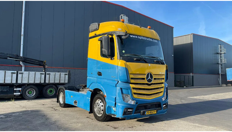 Mercedes-Benz Actros 1843 Koelkast - Sadulveok: pilt 3 Mercedes-Benz Actros 1843 Koelkast - Sadulveok: pilt 3