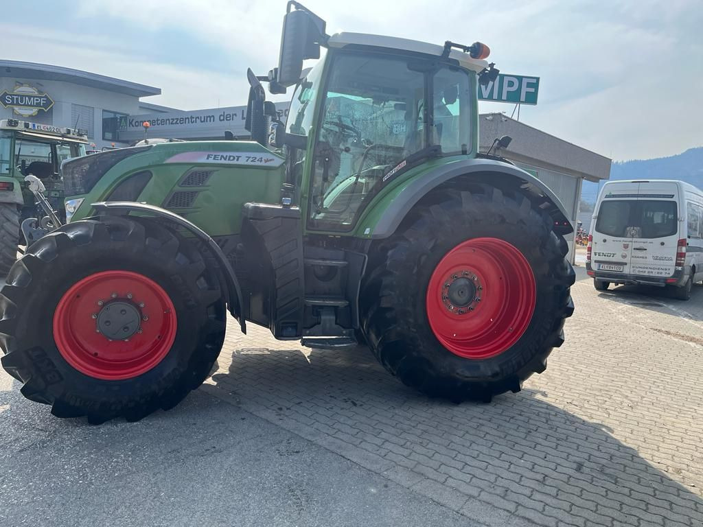 Fendt 724 Vario - Traktor: pilt 4 Fendt 724 Vario - Traktor: pilt 4