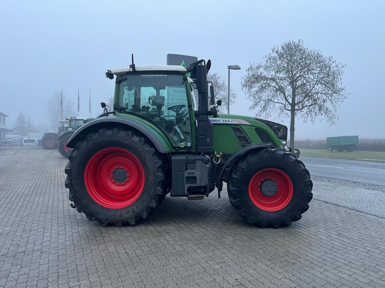 Fendt 724 Vario - Traktor: pilt 3 Fendt 724 Vario - Traktor: pilt 3