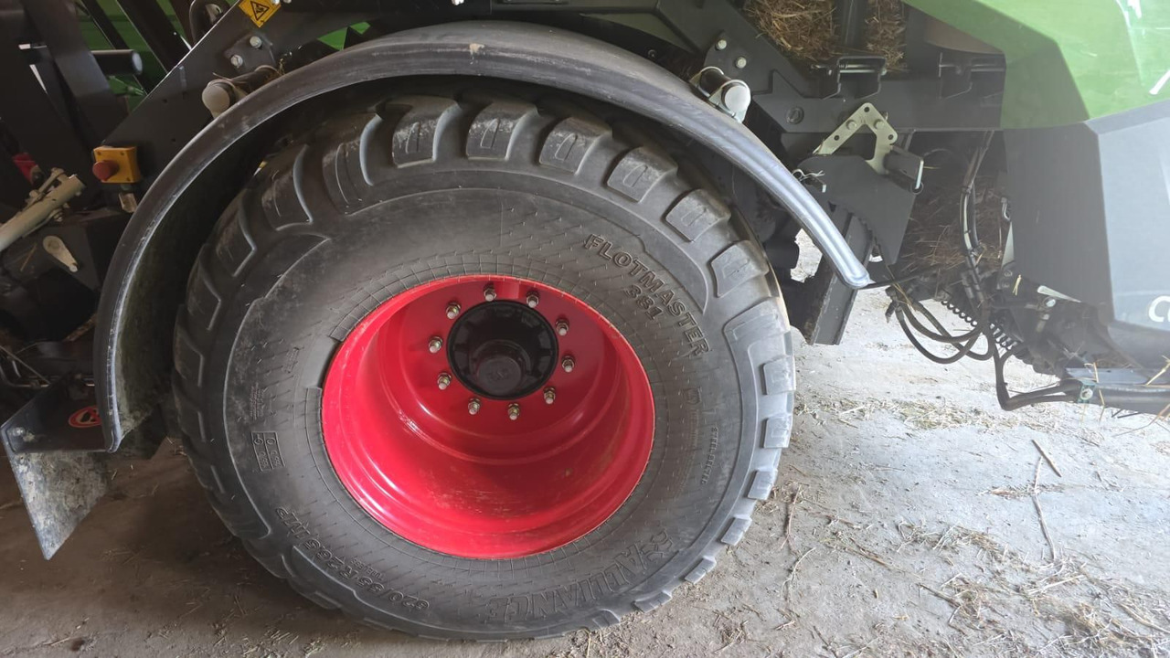Fendt Rotana 160 V - Heinapress, ümmargune, Heinapalli mähkija: pilt 2 Fendt Rotana 160 V - Heinapress, ümmargune, Heinapalli mähkija: pilt 2