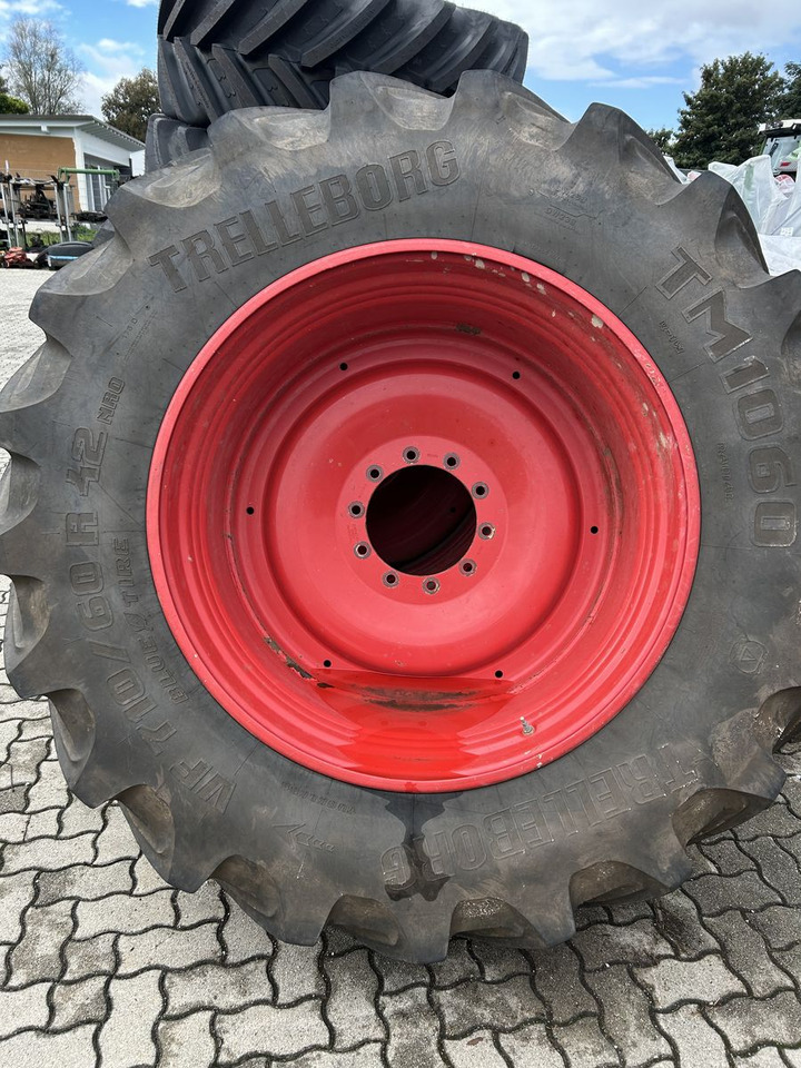 Fendt Trelleborg - Komplektne ratas - Põllutööseade: pilt 1 Fendt Trelleborg - Komplektne ratas - Põllutööseade: pilt 1