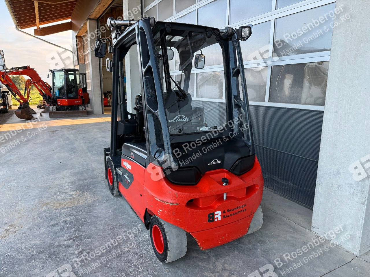 Linde E30 Stapler / BJ2020 / nur 1096h / Duplex / TOP - Kahveltõstuk: pilt 3 Linde E30 Stapler / BJ2020 / nur 1096h / Duplex / TOP - Kahveltõstuk: pilt 3