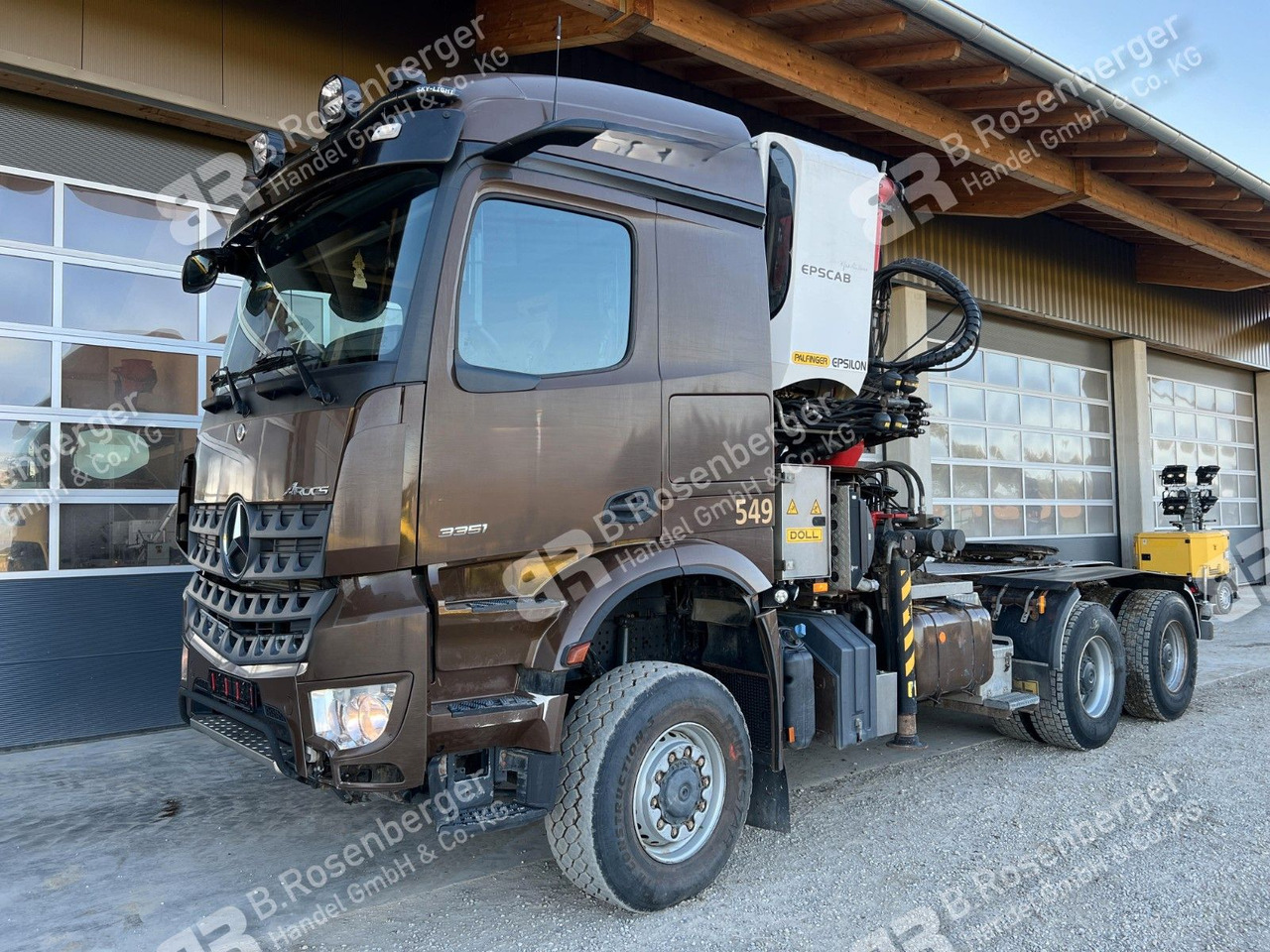 Mercedes-Benz Arocs 3351 6x6 Palfinger Epsilon S260Z96 - Metsaveok, Kraanaga veoauto: pilt 4 Mercedes-Benz Arocs 3351 6x6 Palfinger Epsilon S260Z96 - Metsaveok, Kraanaga veoauto: pilt 4