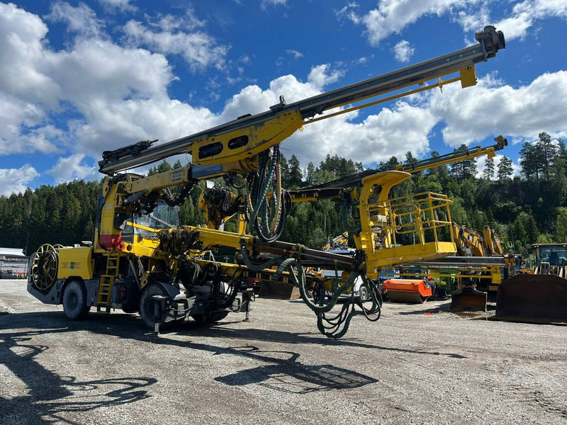 Atlas-Copco XE3 C30 - Puurimisplatvorm: pilt 4 Atlas-Copco XE3 C30 - Puurimisplatvorm: pilt 4