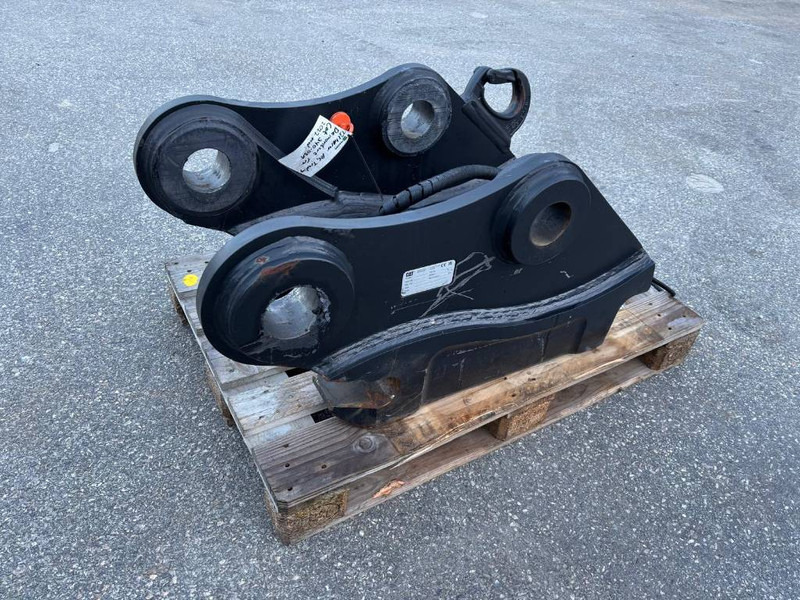 Cat S 80 Quick Coupler - Kiirühendus - Ehitusmasinad: pilt 1 Cat S 80 Quick Coupler - Kiirühendus - Ehitusmasinad: pilt 1