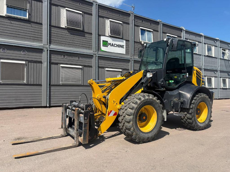 Komatsu WA 100 M-8E0 - Rataslaadur: pilt 1 Komatsu WA 100 M-8E0 - Rataslaadur: pilt 1