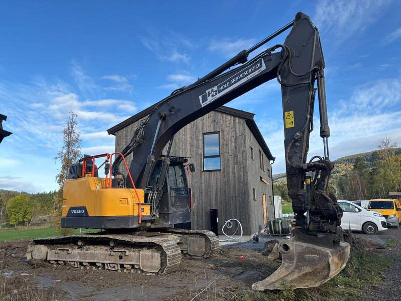 Volvo ECR 235 EL - Lintekskavaator: pilt 2 Volvo ECR 235 EL - Lintekskavaator: pilt 2