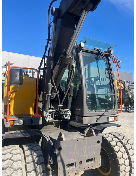 Ratastel ekskavaator Volvo EWR 150 E: pilt 18