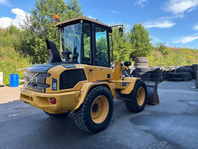 Volvo L 30 GS - Rataslaadur: pilt 4 Volvo L 30 GS - Rataslaadur: pilt 4