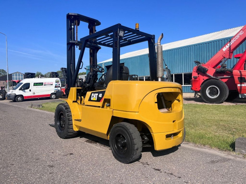 Caterpillar DP40K2 - Diiseltõstuk: pilt 5 Caterpillar DP40K2 - Diiseltõstuk: pilt 5