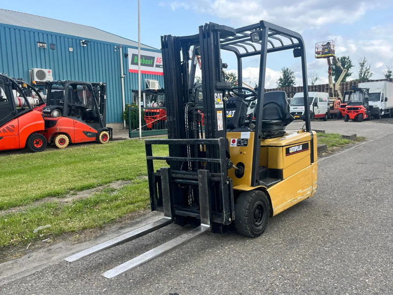 Caterpillar EP18KT - Elektritõstuk: pilt 4 Caterpillar EP18KT - Elektritõstuk: pilt 4