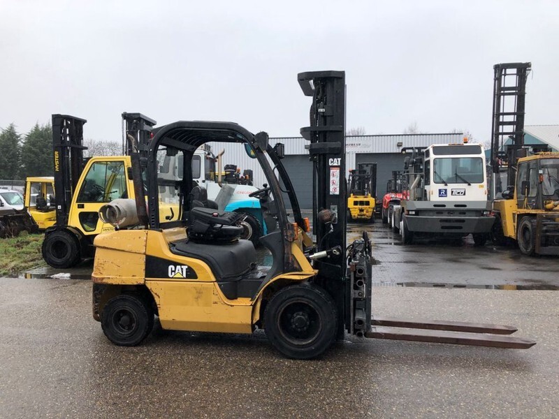 Caterpillar GP35N - Gaasitõstuk: pilt 1 Caterpillar GP35N - Gaasitõstuk: pilt 1