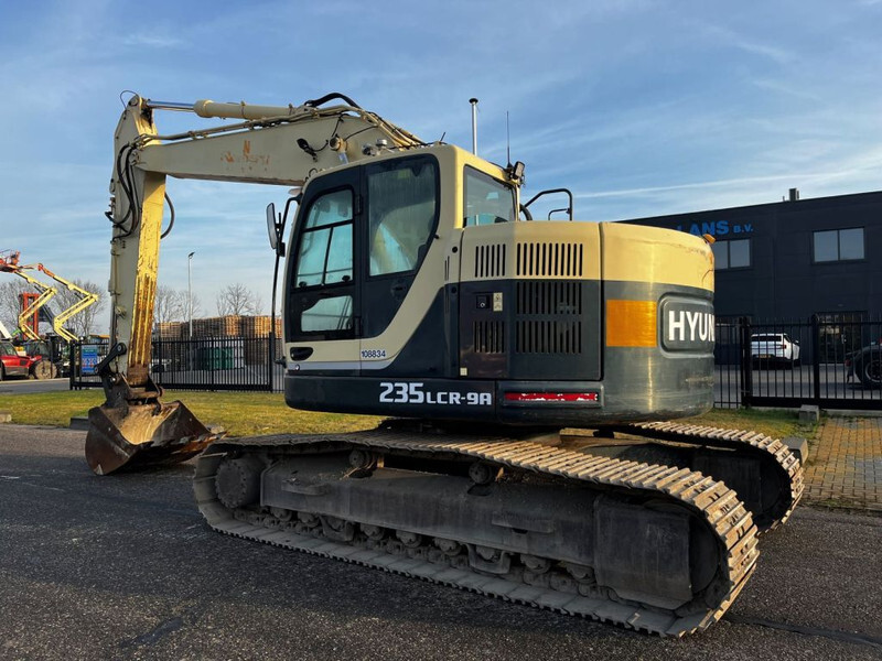 Hyundai Robex 235LCR-9A - Lintekskavaator: pilt 4 Hyundai Robex 235LCR-9A - Lintekskavaator: pilt 4