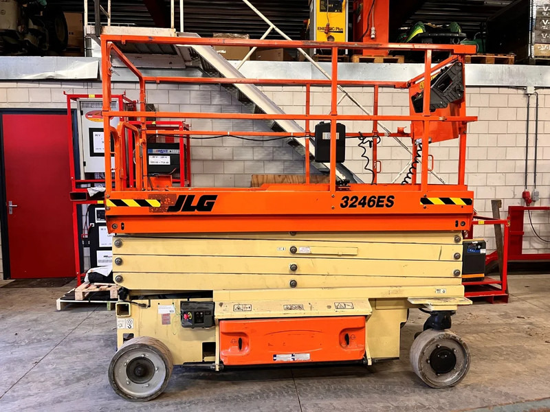 JLG 3246ES - Käärlift: pilt 1 JLG 3246ES - Käärlift: pilt 1