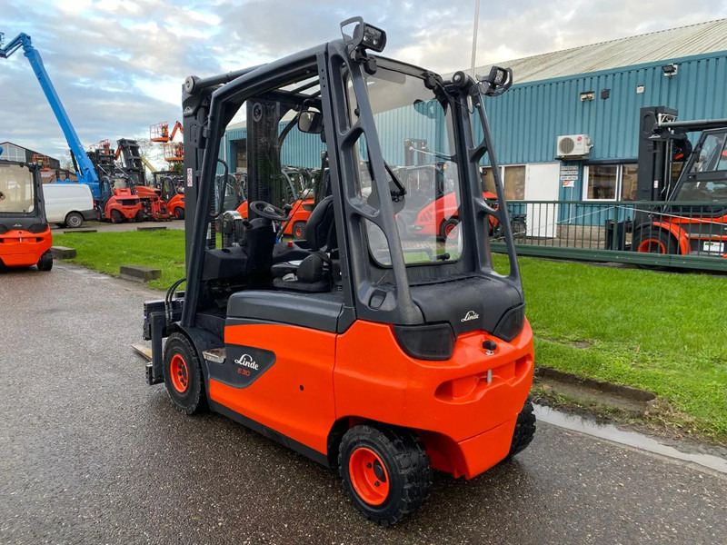 Linde E30L-01 - Elektritõstuk: pilt 5 Linde E30L-01 - Elektritõstuk: pilt 5
