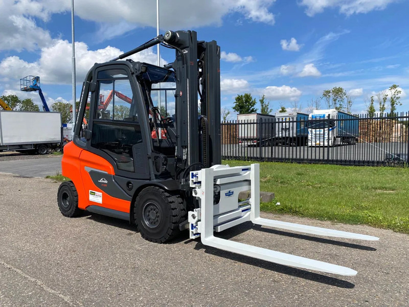 Linde H35D-01 Cascade rotating fork clamp - Diiseltõstuk: pilt 3 Linde H35D-01 Cascade rotating fork clamp - Diiseltõstuk: pilt 3