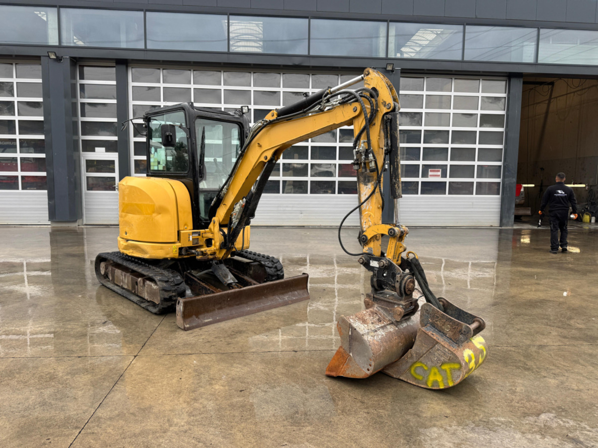 CATERPILLAR 303.5 E Powertilt - Lintekskavaator: pilt 2 CATERPILLAR 303.5 E Powertilt - Lintekskavaator: pilt 2