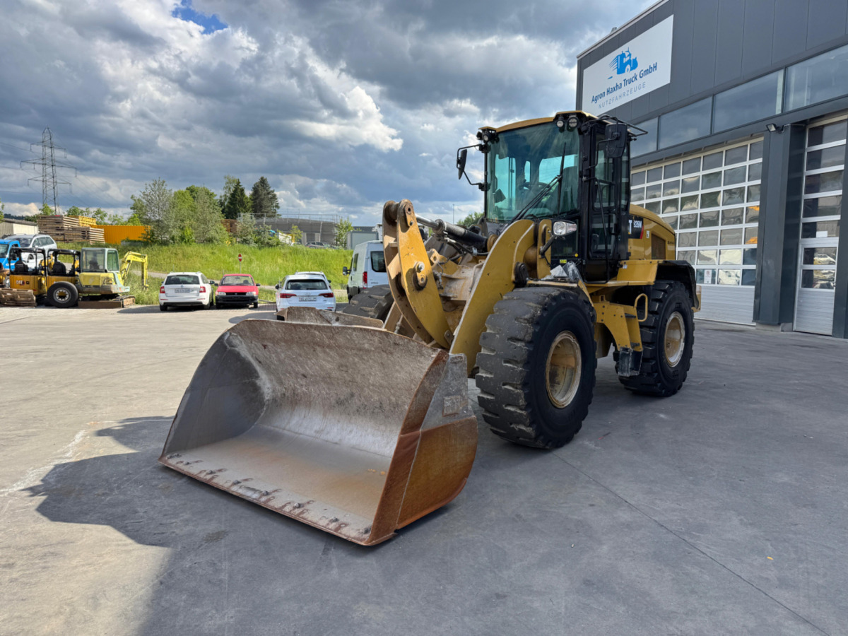 CATERPILLAR 926M - Rataslaadur: pilt 1 CATERPILLAR 926M - Rataslaadur: pilt 1