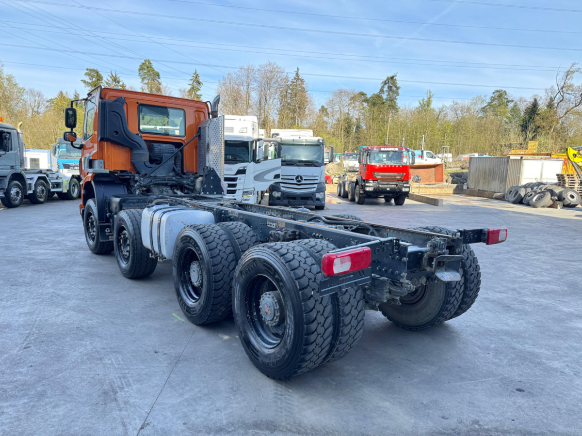 Kabiinišassiiga veoauto DAF CF440 8x4 Fahrgestell: pilt 6