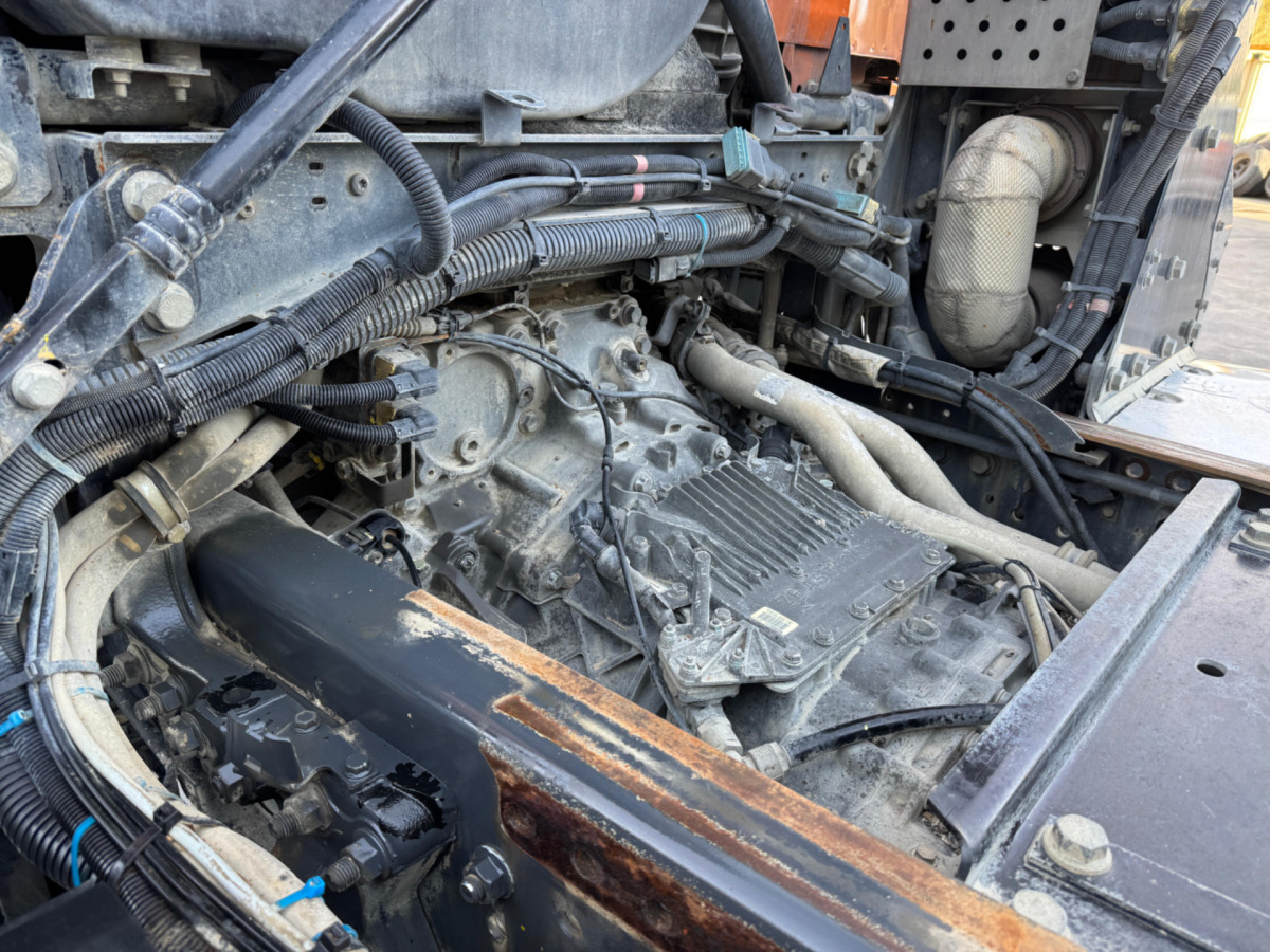 Kabiinišassiiga veoauto DAF CF440 8x4 Fahrgestell: pilt 10