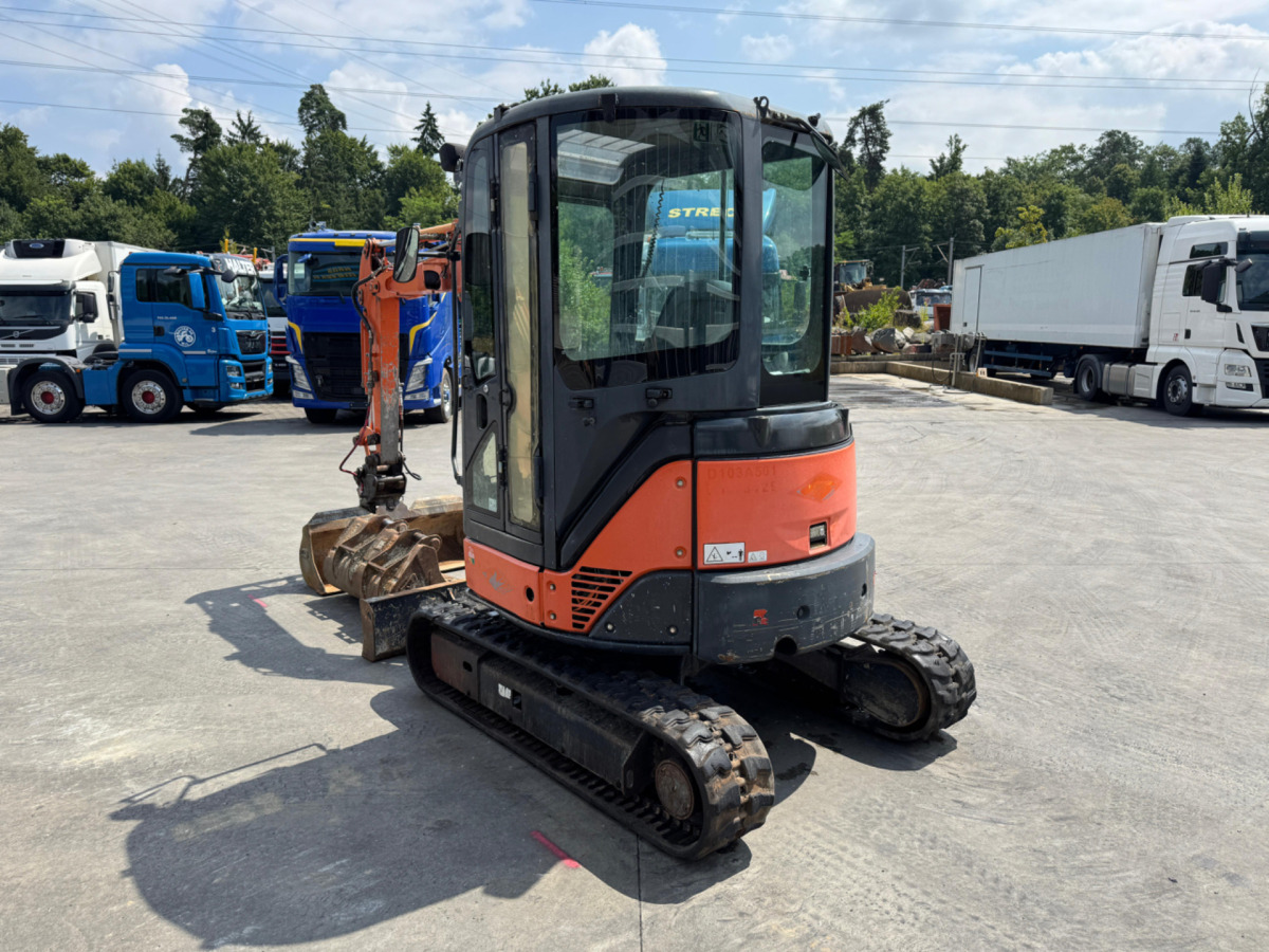 HITACHI Zaxis 30U-2 CSR - Lintekskavaator: pilt 5 HITACHI Zaxis 30U-2 CSR - Lintekskavaator: pilt 5