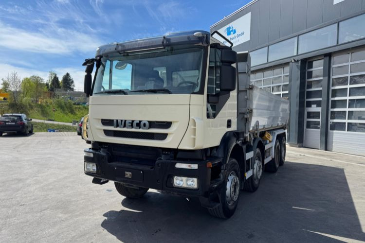 Iveco Trakker 450 8x4 - Kallurauto: pilt 2 Iveco Trakker 450 8x4 - Kallurauto: pilt 2