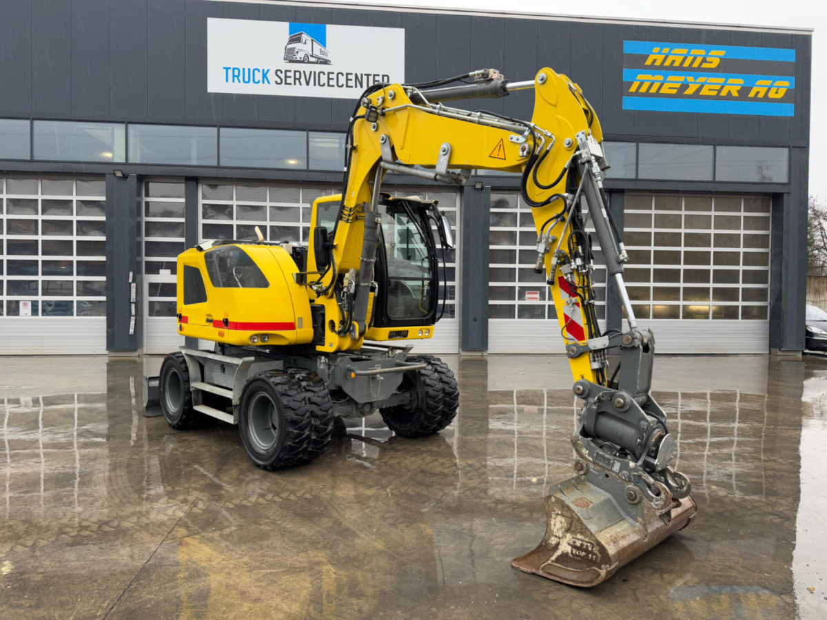 LIEBHERR 910 Compact Litronic Powertilt - Ratastel ekskavaator: pilt 2 LIEBHERR 910 Compact Litronic Powertilt - Ratastel ekskavaator: pilt 2