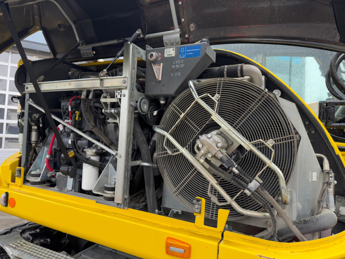 Ratastel ekskavaator LIEBHERR 910 Compact Litronic Powertilt: pilt 14 Ratastel ekskavaator LIEBHERR 910 Compact Litronic Powertilt: pilt 14