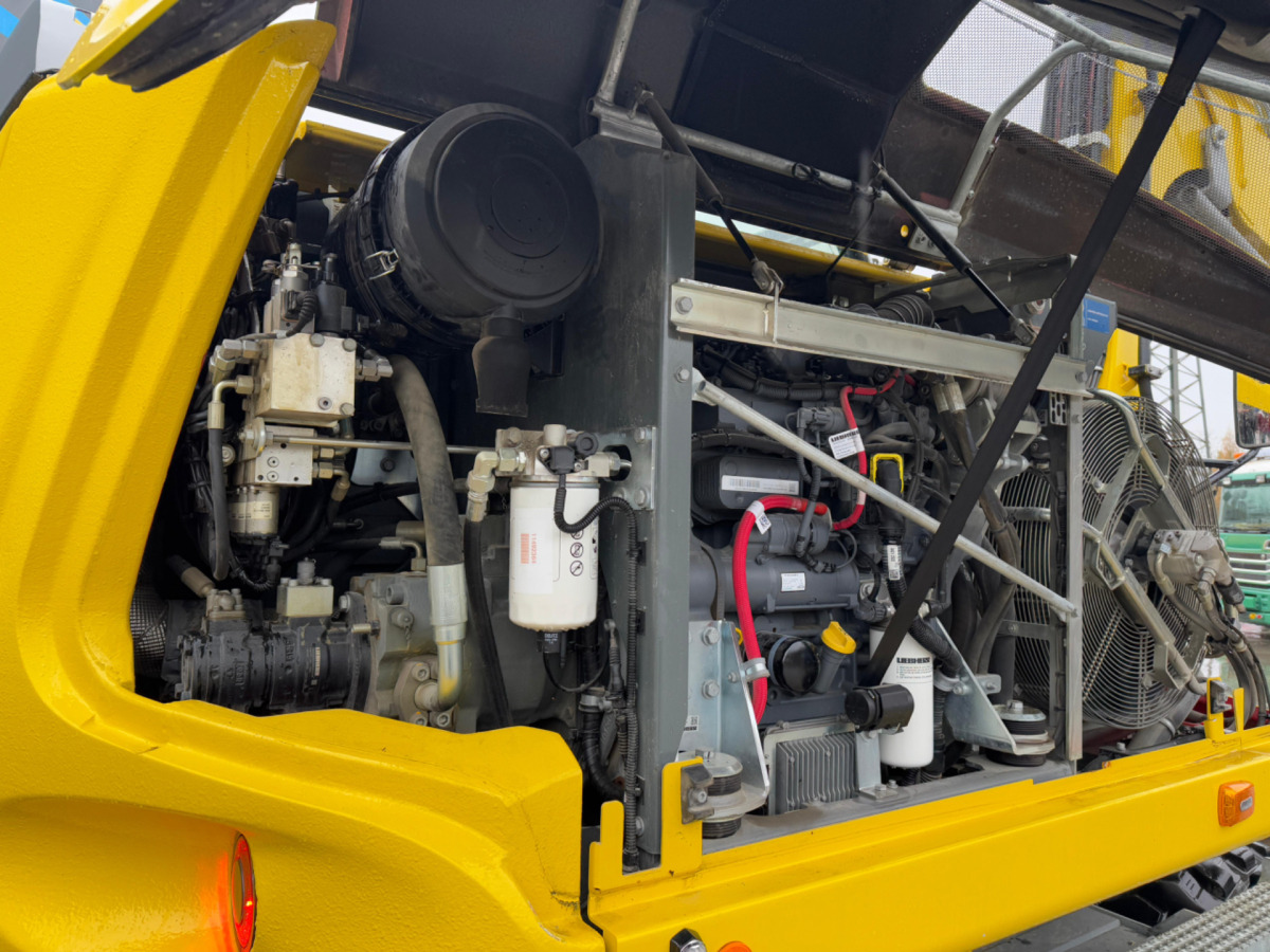 Ratastel ekskavaator LIEBHERR 910 Compact Litronic Powertilt: pilt 15 Ratastel ekskavaator LIEBHERR 910 Compact Litronic Powertilt: pilt 15