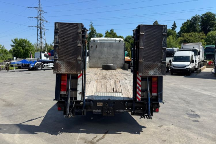 MAN TGA 18.413 4x2 BaggerTaxi - Treilerveoauto: pilt 5 MAN TGA 18.413 4x2 BaggerTaxi - Treilerveoauto: pilt 5