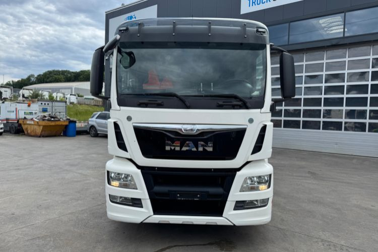 MAN TGS 18.480 - Kabiinišassiiga veoauto: pilt 2 MAN TGS 18.480 - Kabiinišassiiga veoauto: pilt 2