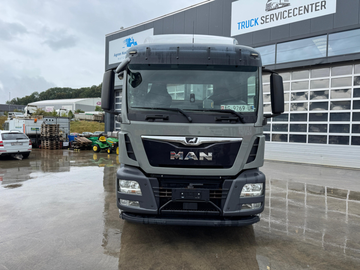 MAN TGS 26.500 6x2 Hiab 21T - Konkstõstukiga veoauto: pilt 2 MAN TGS 26.500 6x2 Hiab 21T - Konkstõstukiga veoauto: pilt 2