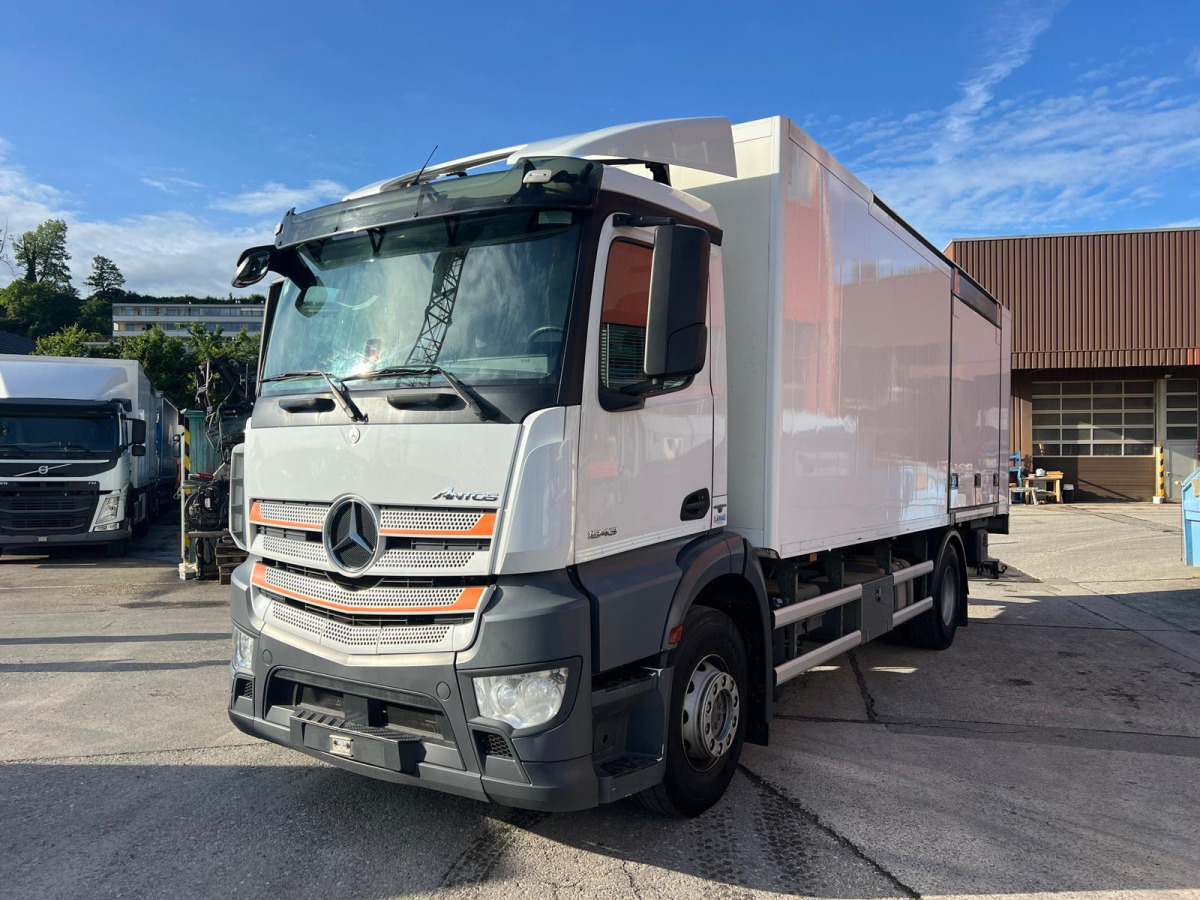 MERCEDES 4x Antos 1843 4x2 Kühler - Külmutiga veoauto: pilt 1 MERCEDES 4x Antos 1843 4x2 Kühler - Külmutiga veoauto: pilt 1