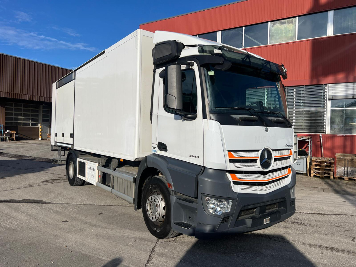 MERCEDES 4x Antos 1843 4x2 Kühler - Külmutiga veoauto: pilt 3 MERCEDES 4x Antos 1843 4x2 Kühler - Külmutiga veoauto: pilt 3