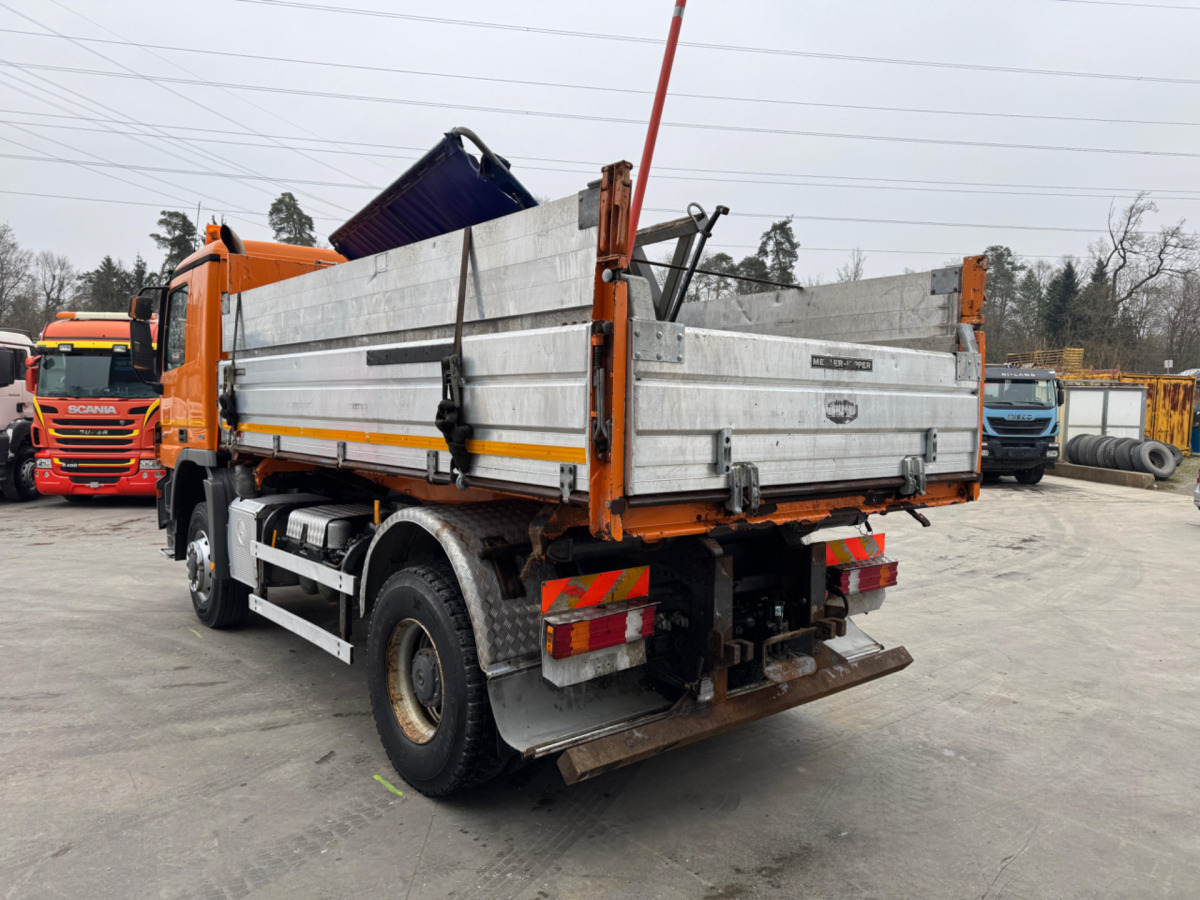 Kallurauto MERCEDES Actros 1841 4x4 mit Schneeplfug: pilt 7