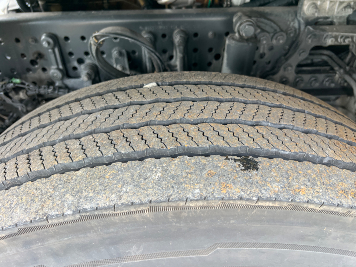 MERCEDES Actros 2543 6x2 - Kabiinišassiiga veoauto: pilt 3 MERCEDES Actros 2543 6x2 - Kabiinišassiiga veoauto: pilt 3