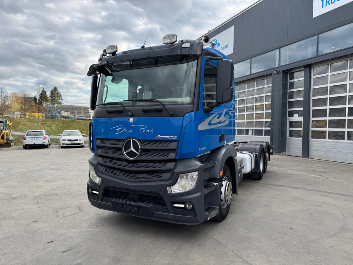 MERCEDES Actros 2545 6x2 - Kabiinišassiiga veoauto: pilt 1 MERCEDES Actros 2545 6x2 - Kabiinišassiiga veoauto: pilt 1