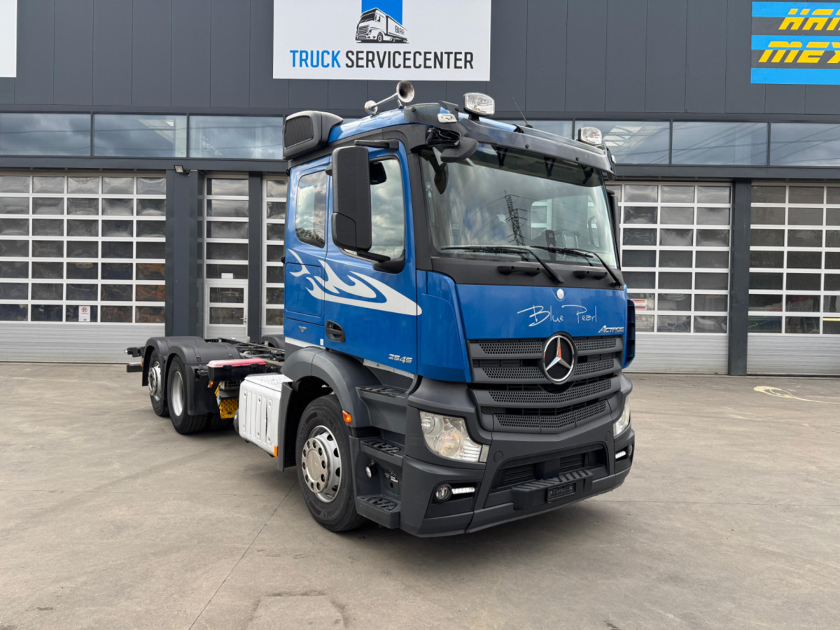 MERCEDES Actros 2545 6x2 - Kabiinišassiiga veoauto: pilt 3 MERCEDES Actros 2545 6x2 - Kabiinišassiiga veoauto: pilt 3