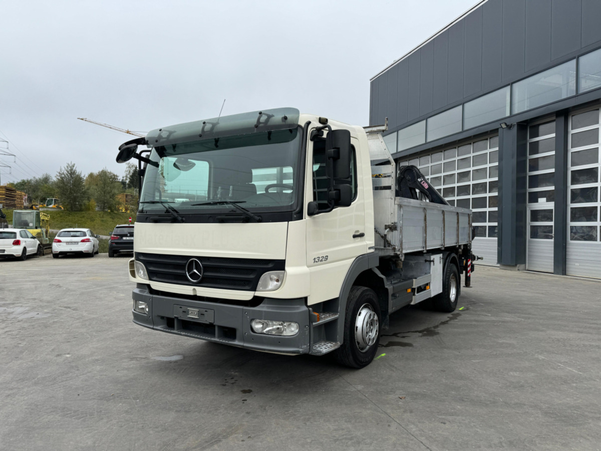 MERCEDES Atego 1329 4x2 Hiab 088-2 - Kallurauto, Kraanaga veoauto: pilt 2 MERCEDES Atego 1329 4x2 Hiab 088-2 - Kallurauto, Kraanaga veoauto: pilt 2