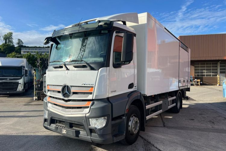 Mercedes-Benz 4x Antos 1843 4x2 Kühler - Külmutiga veoauto: pilt 1 Mercedes-Benz 4x Antos 1843 4x2 Kühler - Külmutiga veoauto: pilt 1