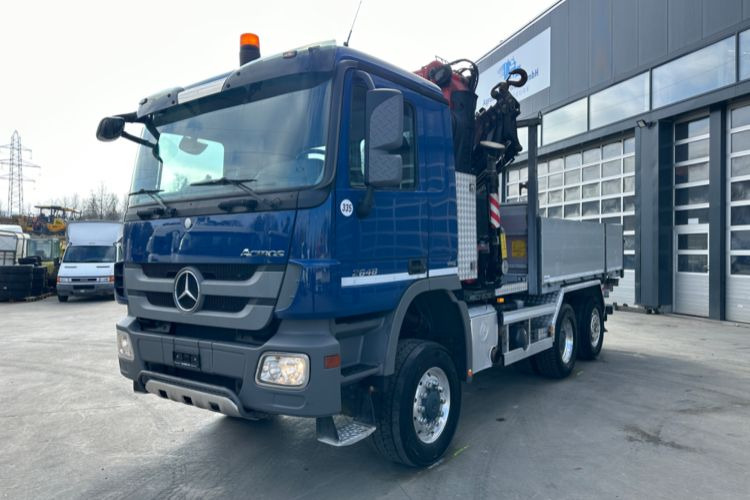 Mercedes-Benz Actros 2648 6x4/4 Fassi455 SZM/Pritsche - Kraanaga veoauto, Madelveok/ Platvormveok: pilt 1 Mercedes-Benz Actros 2648 6x4/4 Fassi455 SZM/Pritsche - Kraanaga veoauto, Madelveok/ Platvormveok: pilt 1