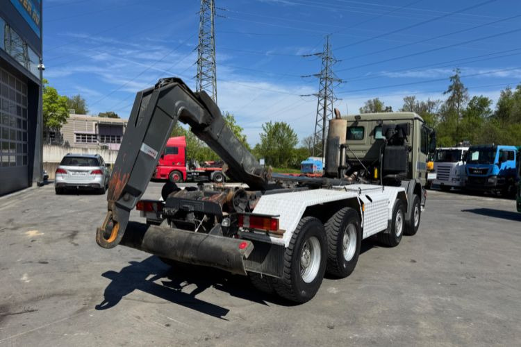 Mercedes-Benz Actros 3244 8x4 Hiab 26T AHK - Konkstõstukiga veoauto: pilt 5 Mercedes-Benz Actros 3244 8x4 Hiab 26T AHK - Konkstõstukiga veoauto: pilt 5