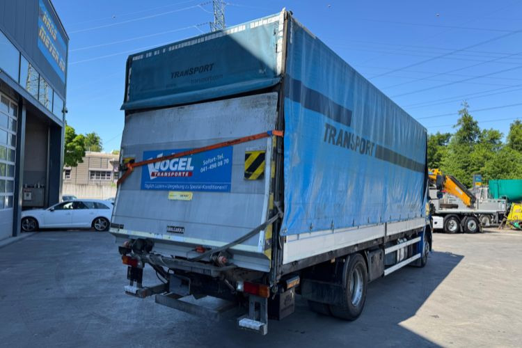 Mercedes-Benz Axor 1833 4x2 - Tent veoauto: pilt 5 Mercedes-Benz Axor 1833 4x2 - Tent veoauto: pilt 5