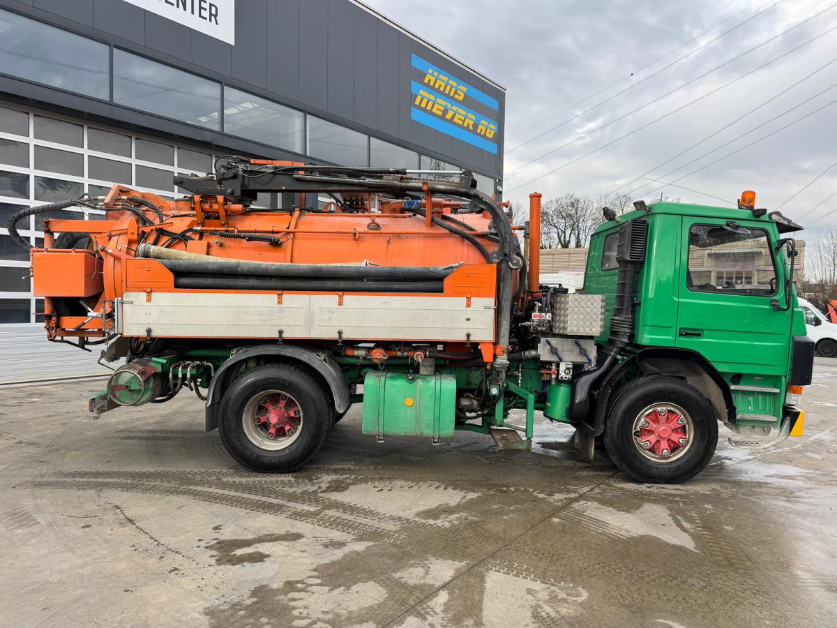 SCANIA 113 4x2 Kaiser Saugwagen - Vaakumveok: pilt 4 SCANIA 113 4x2 Kaiser Saugwagen - Vaakumveok: pilt 4