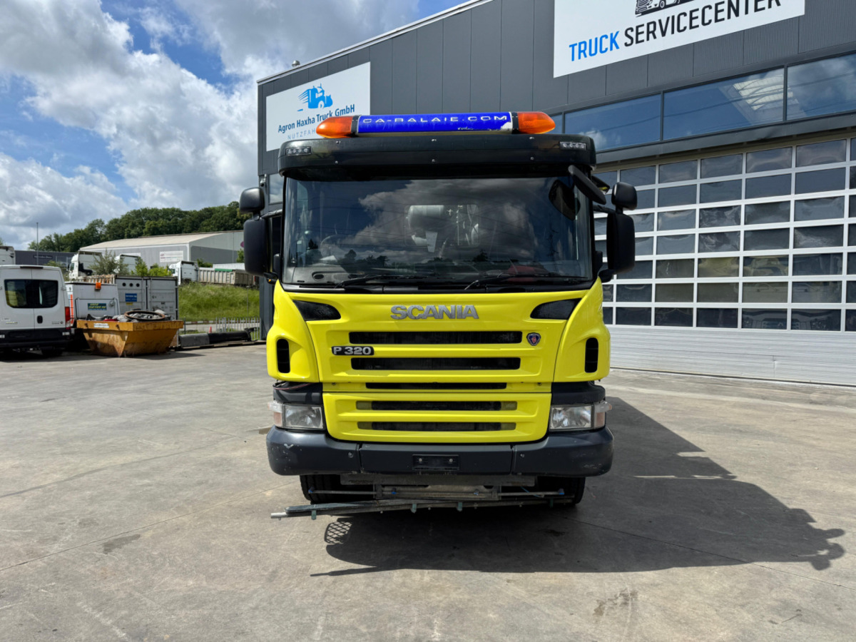 SCANIA P320 4x2 Val-Air Kehrmaschine - Tänavapühkimismasin: pilt 2 SCANIA P320 4x2 Val-Air Kehrmaschine - Tänavapühkimismasin: pilt 2