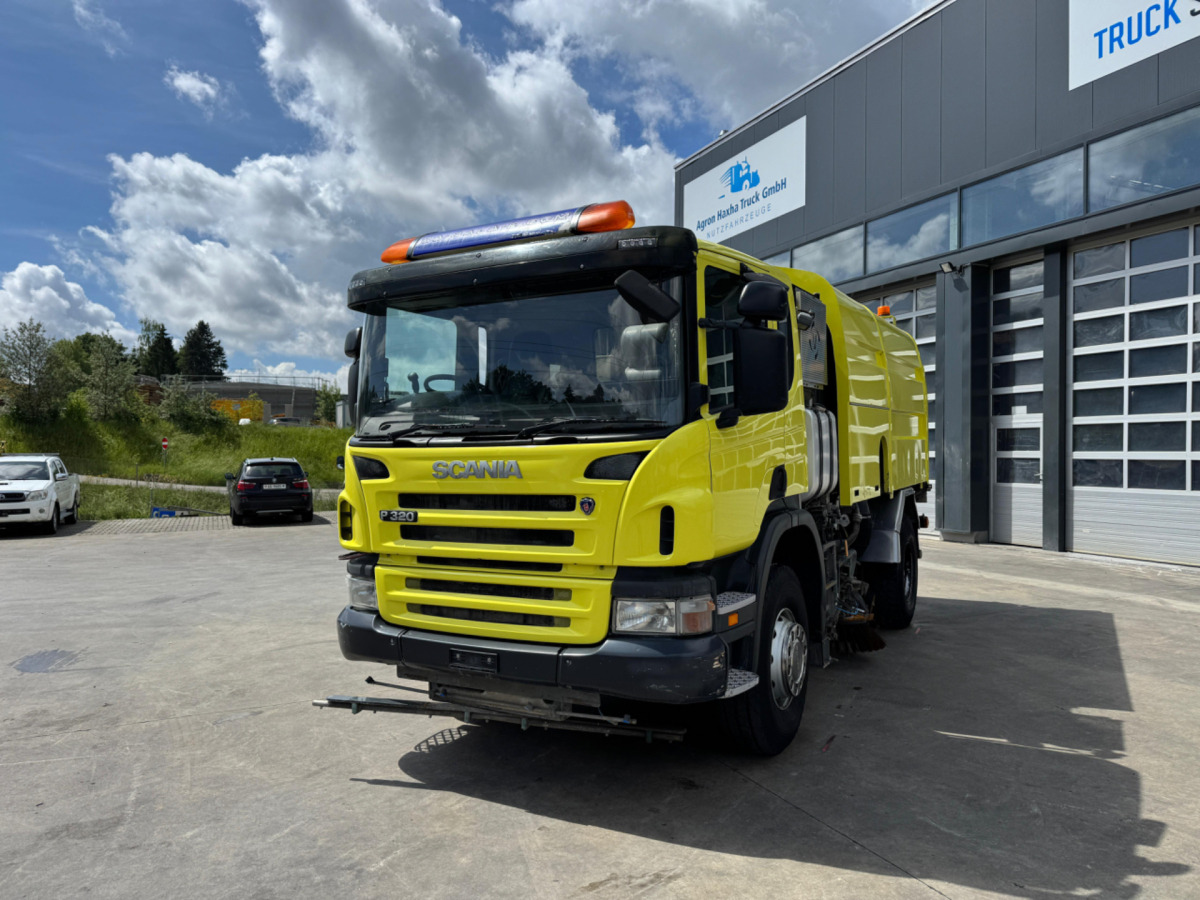 SCANIA P320 4x2 Val-Air Kehrmaschine - Tänavapühkimismasin: pilt 1 SCANIA P320 4x2 Val-Air Kehrmaschine - Tänavapühkimismasin: pilt 1